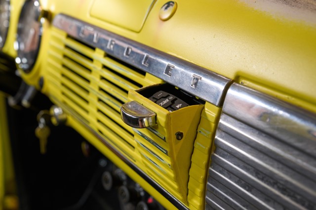 wd-40 chevy custom pickup truck